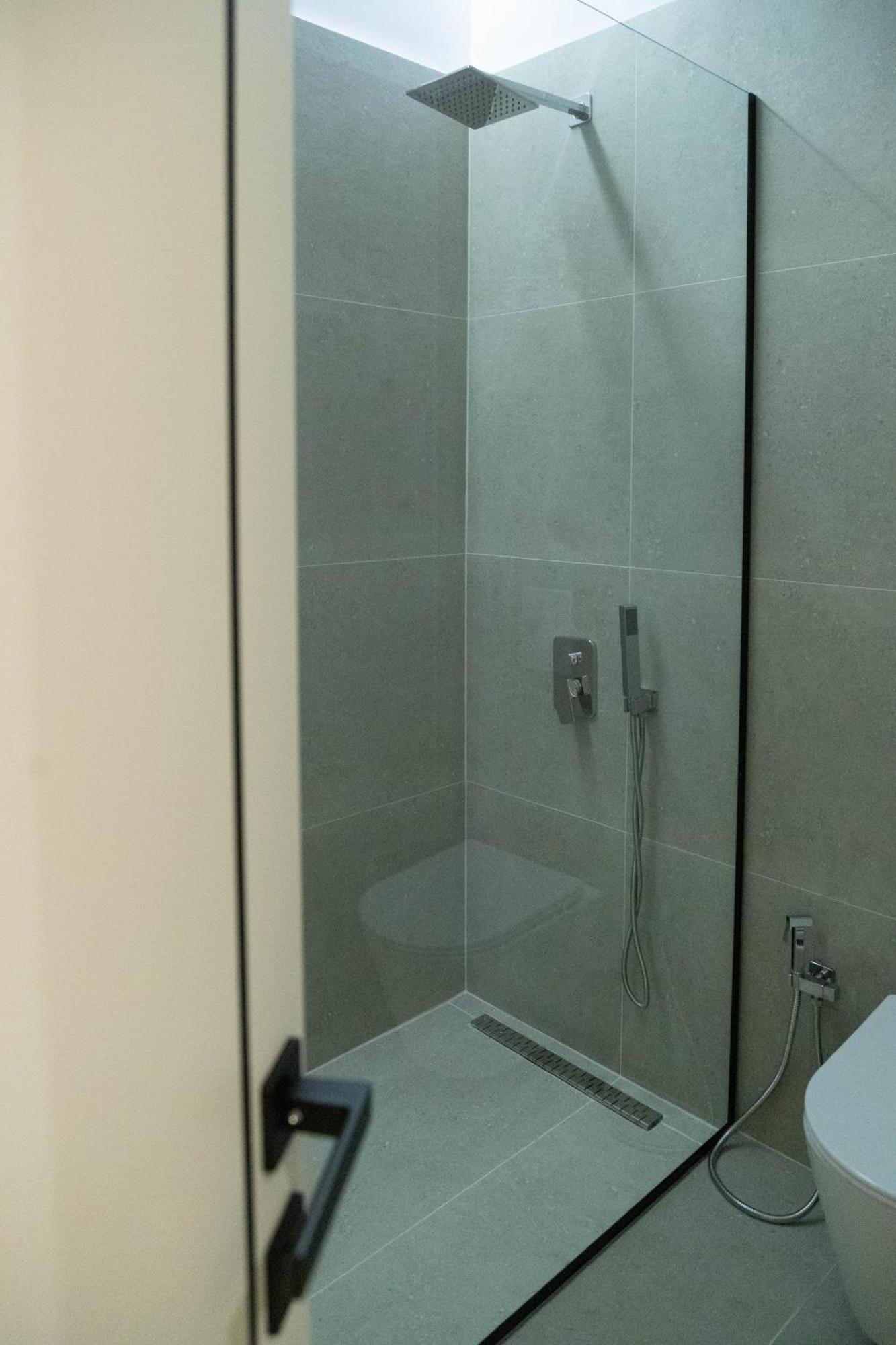 Amau Beach Rooms Дуррес Экстерьер фото